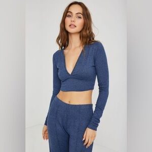 Long Sleeve Fitted Deep V-Neck Dark Denim Blue Crop Top Size Large